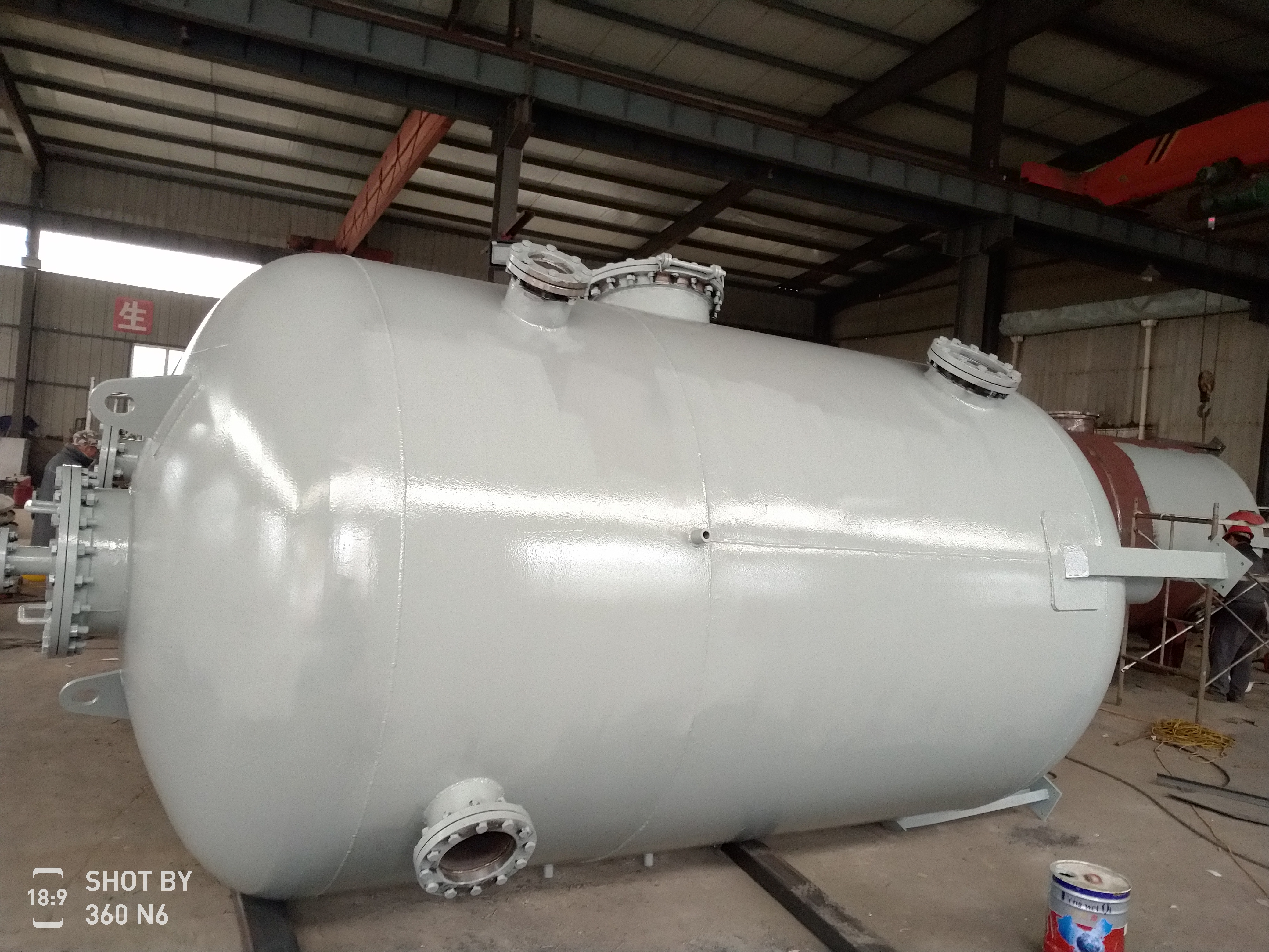 广东热力除氧器和给水加热器的对比